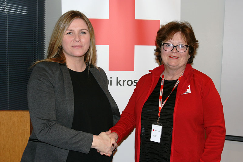 Arion banki styrkir hjálparstarf - mynd