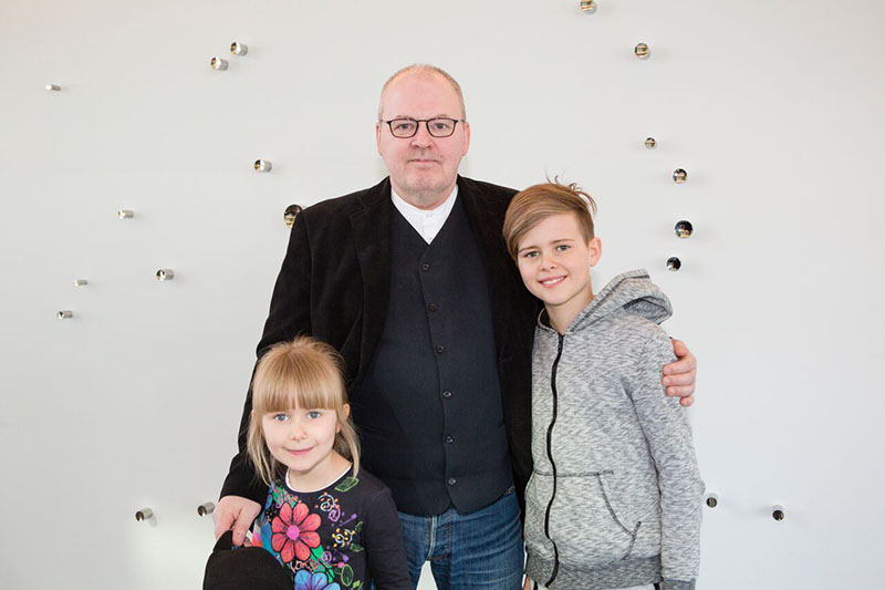 Opnun sýningar á verkum Kristins E. Hrafnssonar síðastliðinn laugardag - mynd