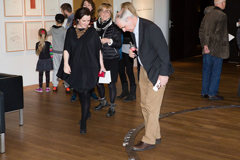 Opnun sýningar á verkum Kristins E. Hrafnssonar síðastliðinn laugardag - mynd