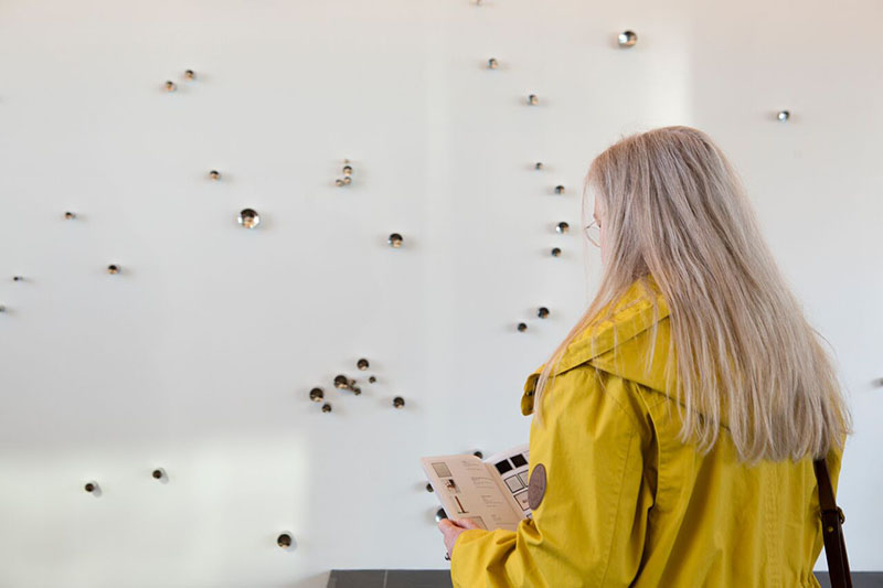 Opnun sýningar á verkum Kristins E. Hrafnssonar síðastliðinn laugardag - mynd