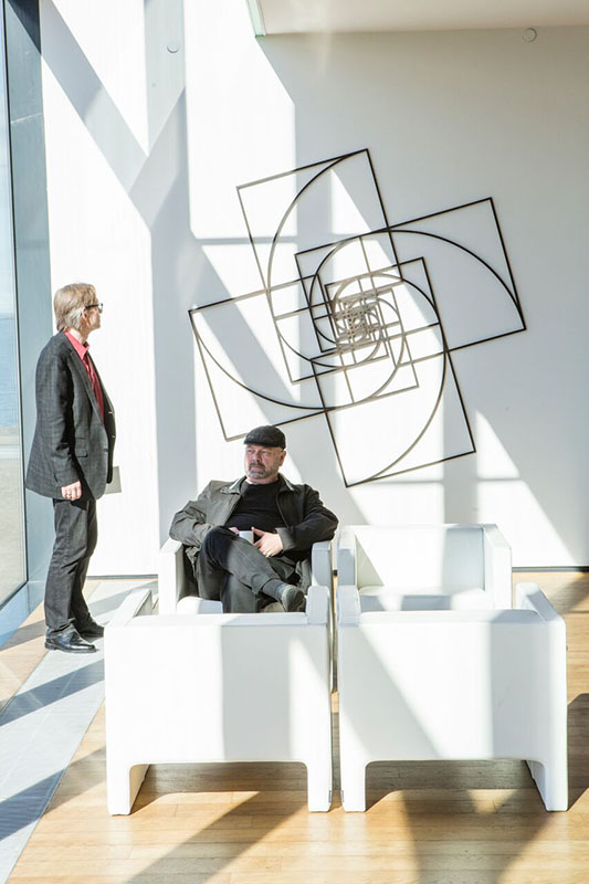 Opnun sýningar á verkum Kristins E. Hrafnssonar síðastliðinn laugardag - mynd