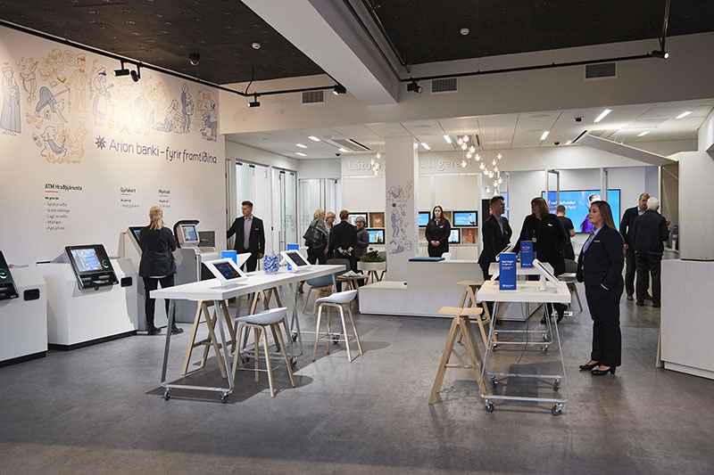 Arion banki opnar aftur í Kringlunni eftir breytingar - opið alla daga vikunnar - mynd