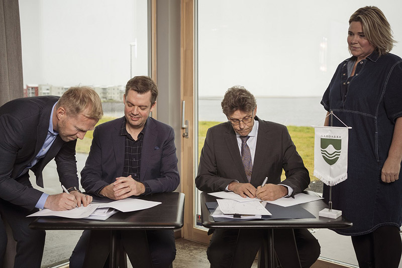 Benedikt Gíslason, Jóhann Ingi Kristjánsson, Gunnar Einarsson og Áslaug Hulda Jónsdóttir, formaður bæjarráðs Garðabæjar. - mynd