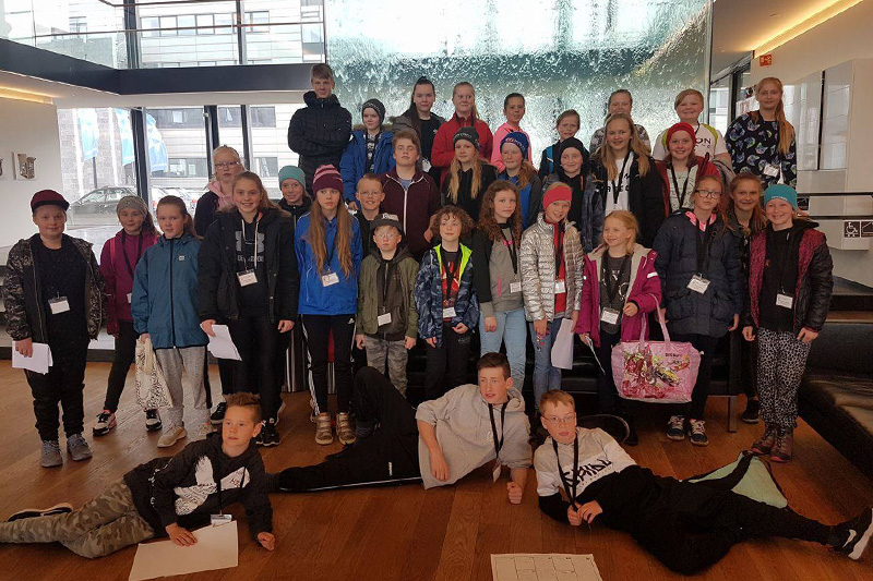 Ungt uppfinningafólk í Arion banka - mynd